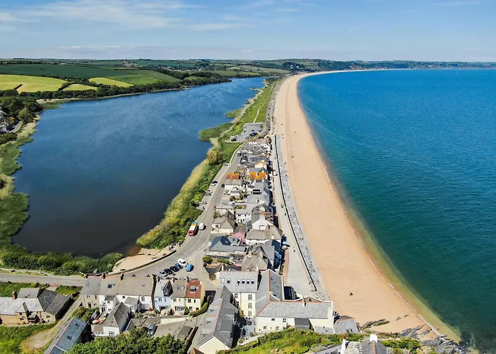 10 At The Beach, Torcross