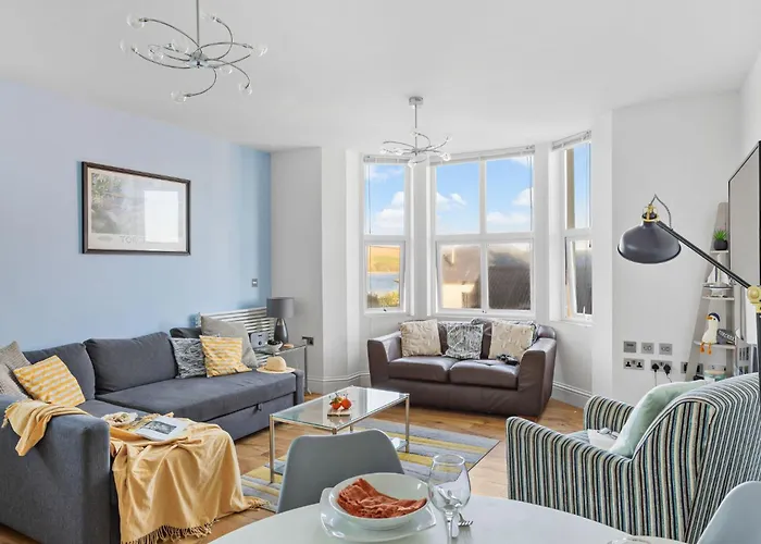 10 At The Beach, Torcross