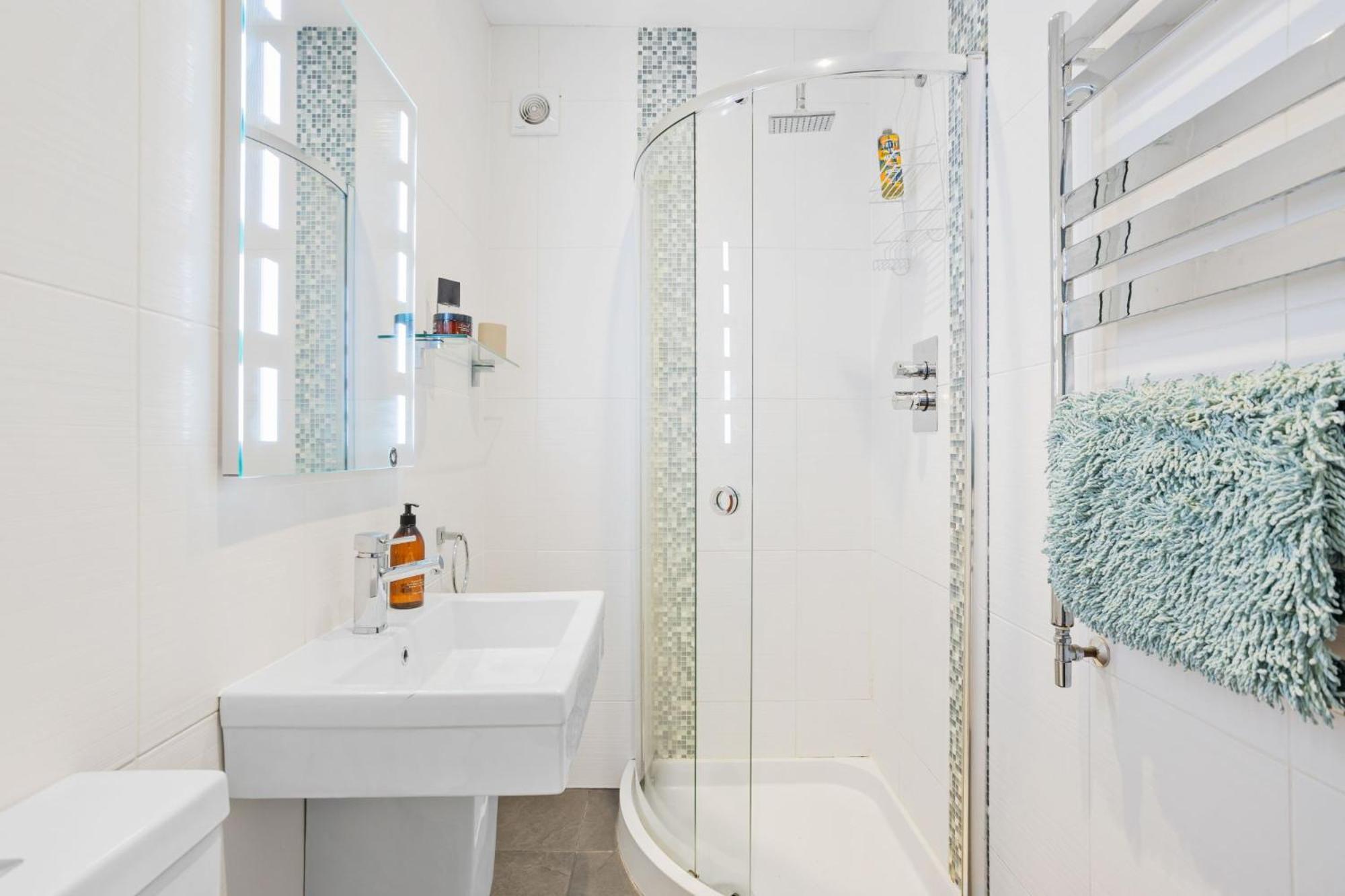10 At The Beach, Torcross